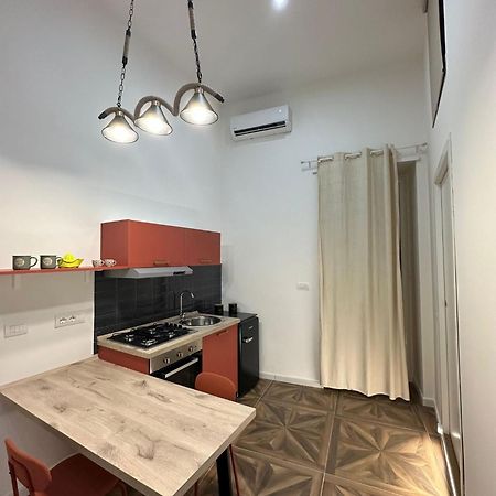 San Ferdinando Suite Room Νάπολη Εξωτερικό φωτογραφία