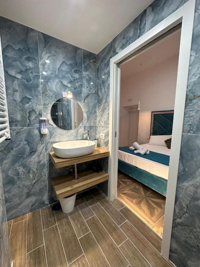San Ferdinando Suite Room Νάπολη Εξωτερικό φωτογραφία