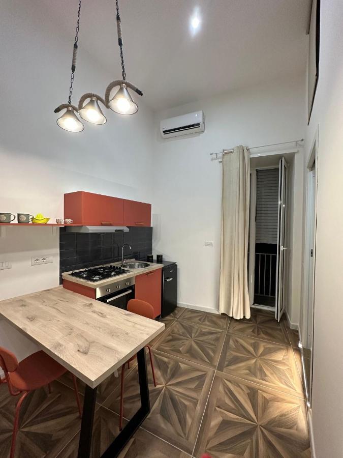 San Ferdinando Suite Room Νάπολη Εξωτερικό φωτογραφία