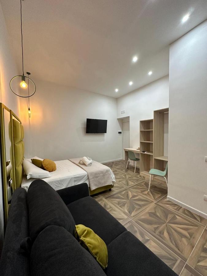 San Ferdinando Suite Room Νάπολη Εξωτερικό φωτογραφία