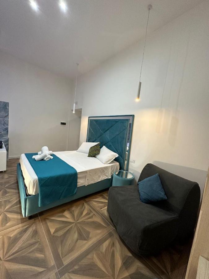 San Ferdinando Suite Room Νάπολη Εξωτερικό φωτογραφία