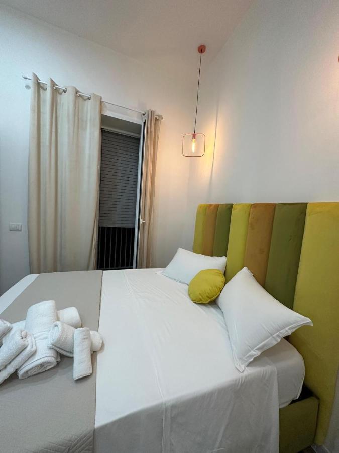San Ferdinando Suite Room Νάπολη Εξωτερικό φωτογραφία