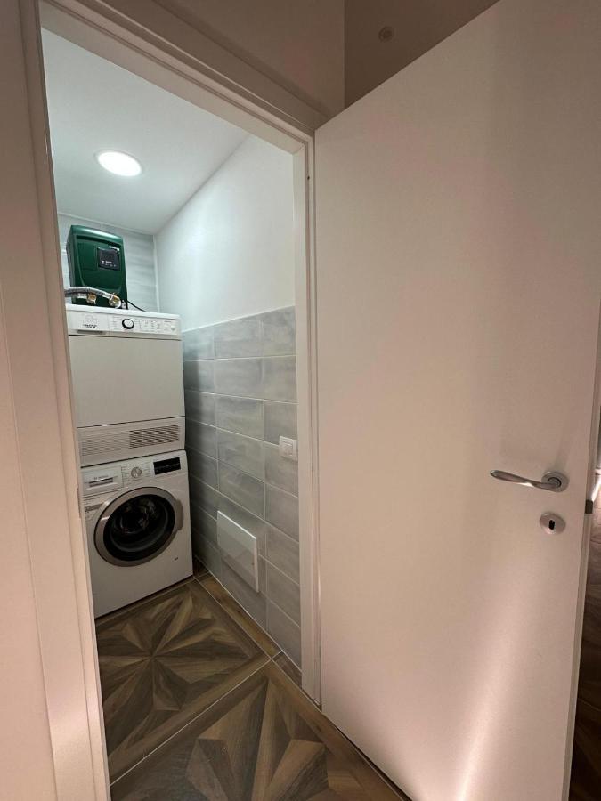 San Ferdinando Suite Room Νάπολη Εξωτερικό φωτογραφία