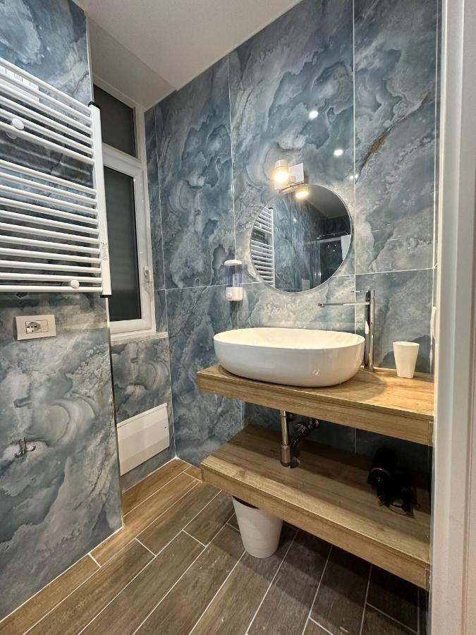 San Ferdinando Suite Room Νάπολη Εξωτερικό φωτογραφία