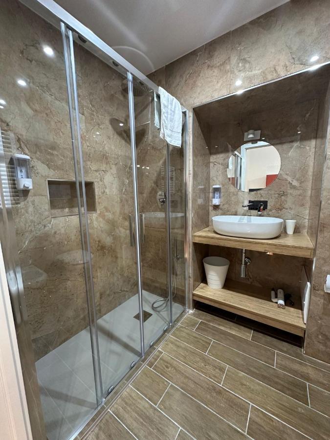 San Ferdinando Suite Room Νάπολη Εξωτερικό φωτογραφία
