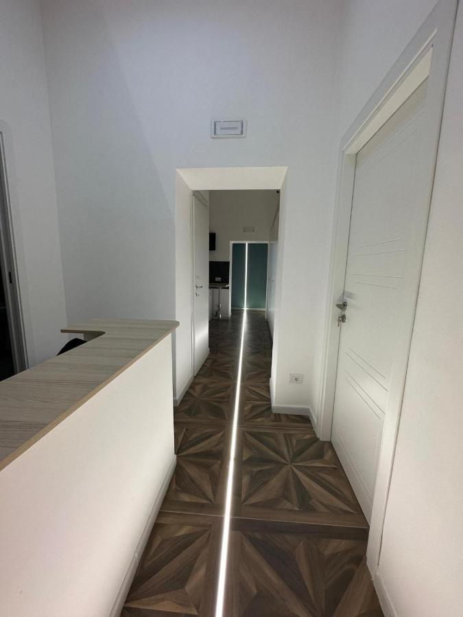 San Ferdinando Suite Room Νάπολη Εξωτερικό φωτογραφία
