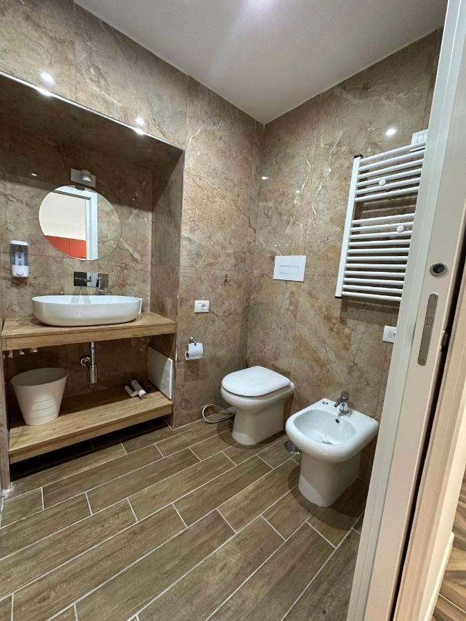 San Ferdinando Suite Room Νάπολη Εξωτερικό φωτογραφία