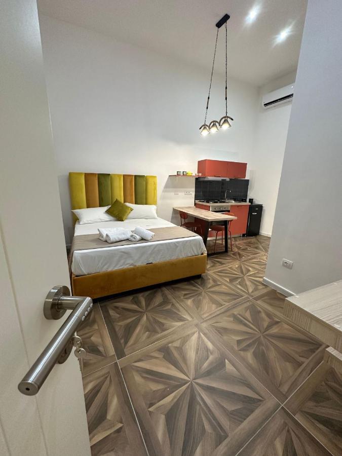 San Ferdinando Suite Room Νάπολη Εξωτερικό φωτογραφία