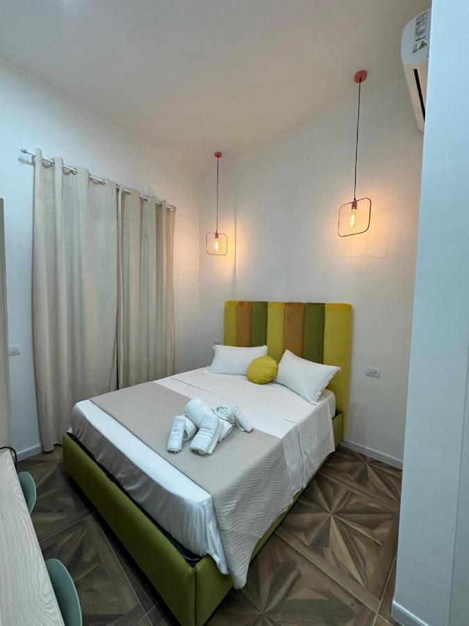 San Ferdinando Suite Room Νάπολη Εξωτερικό φωτογραφία