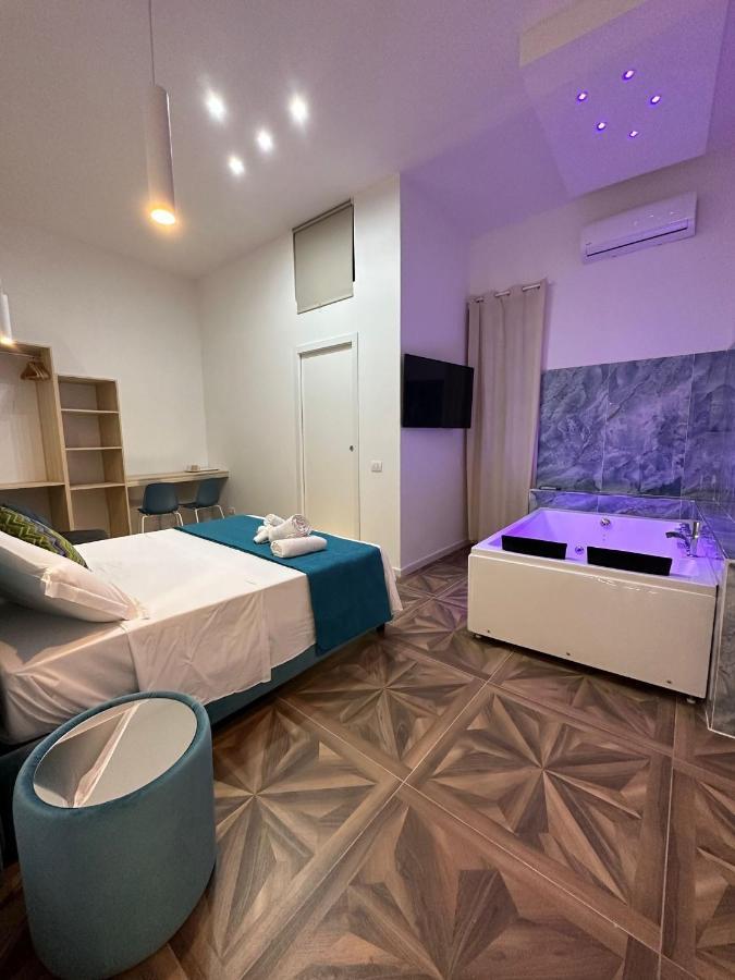 San Ferdinando Suite Room Νάπολη Εξωτερικό φωτογραφία